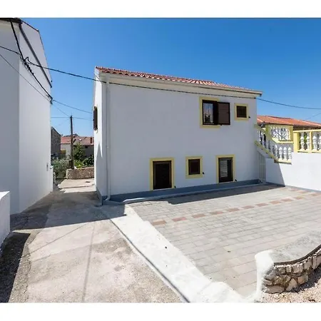 Tomislav Apartman