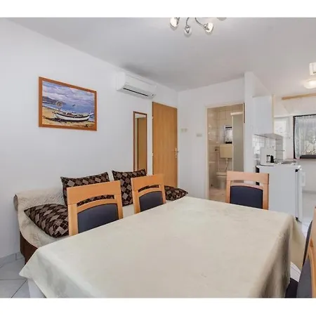 Apartment Apartman Tomislav